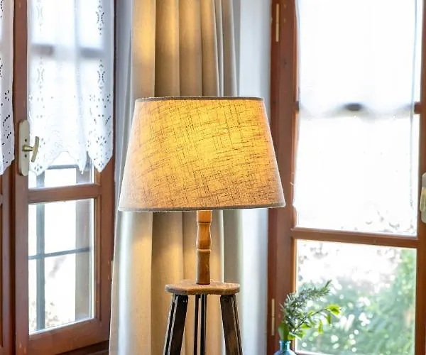 Lägenhet Gardenia Mourésion